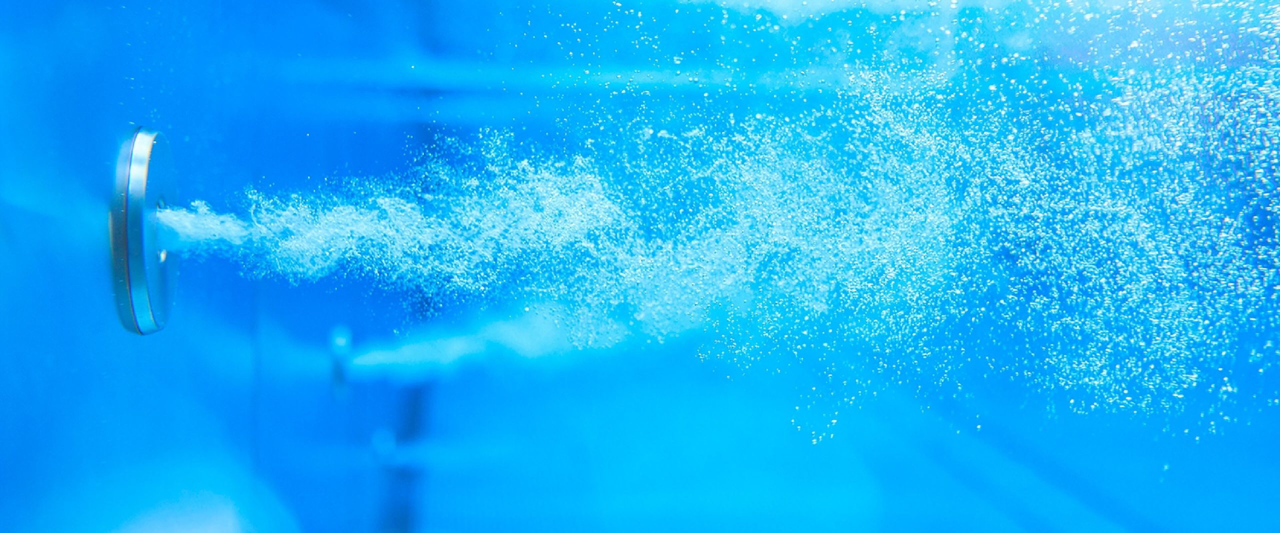 Gegenstromanlage Bild unter Wasser